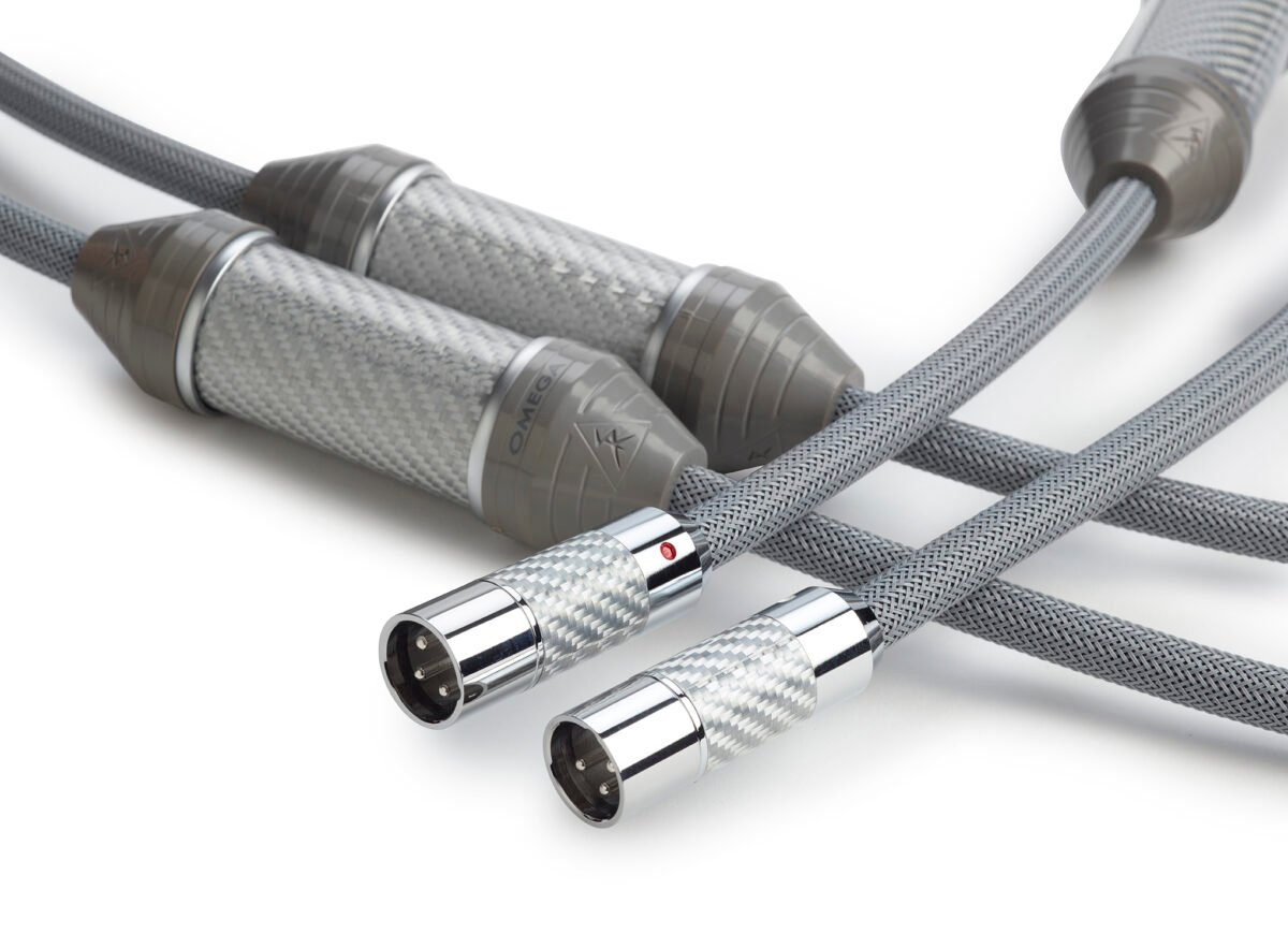 OMG_XLR_Platinum_Detail_1-1200x870