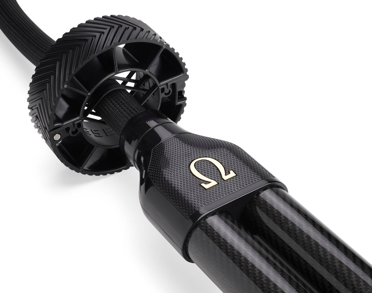 Omega_SP_Black_Detail_2-1200x945