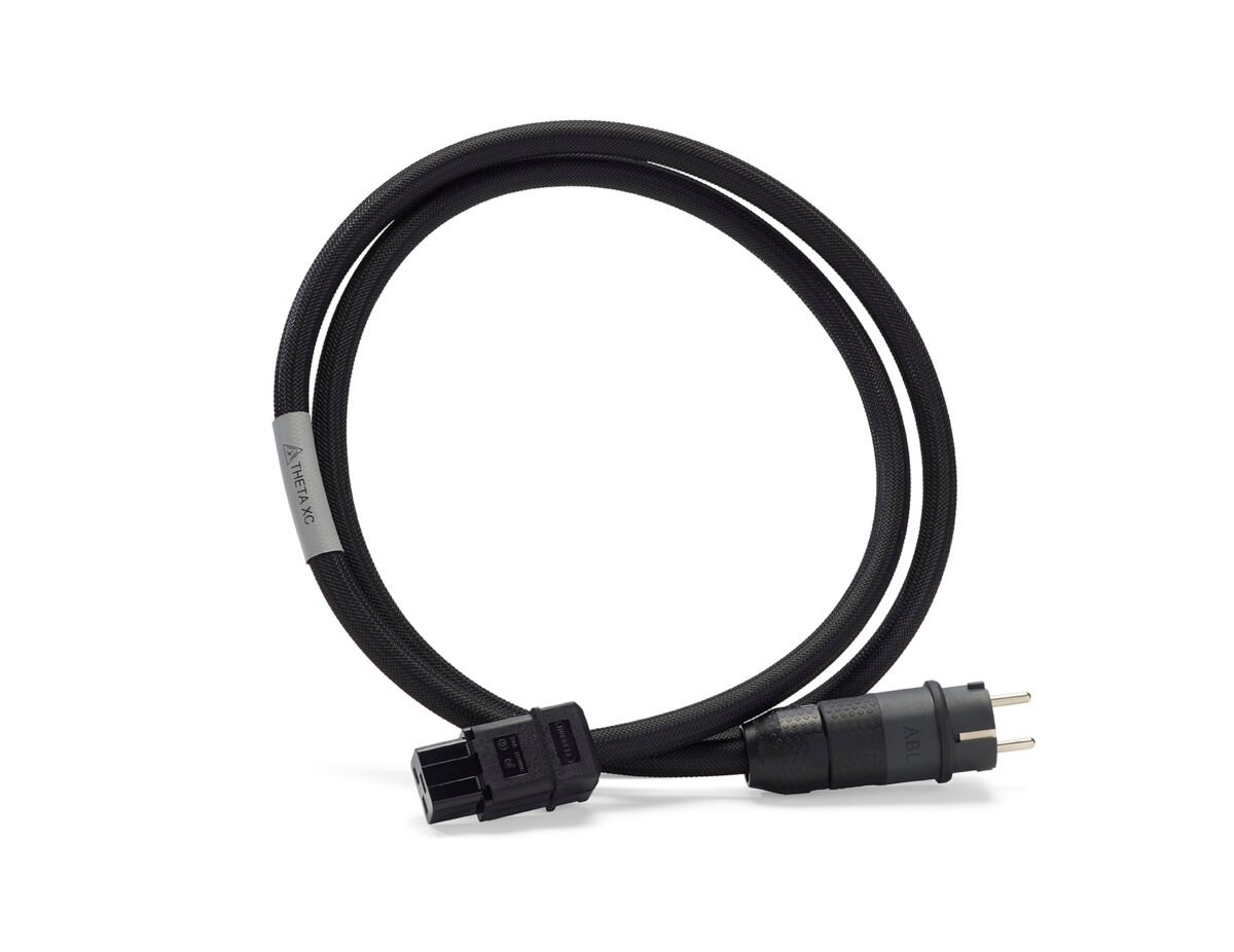 Theta_XC_C19_EU_Body-1200x926