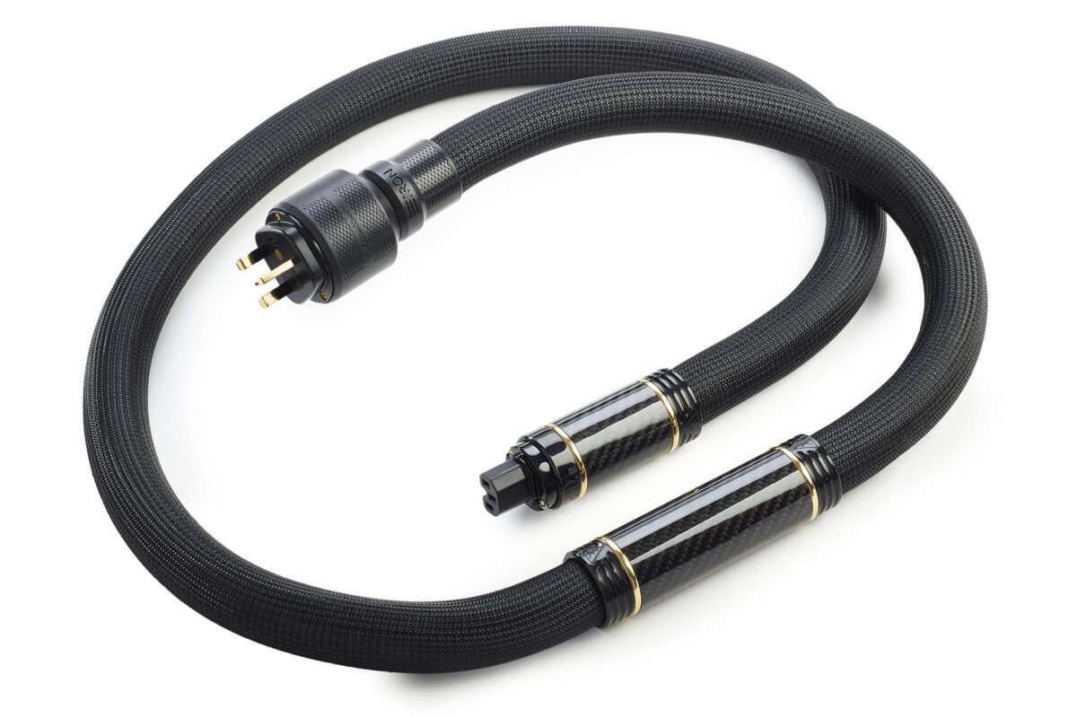 omeqa-qr-black-gold-coiled-uk-c15-2-1800x1200-1200x800